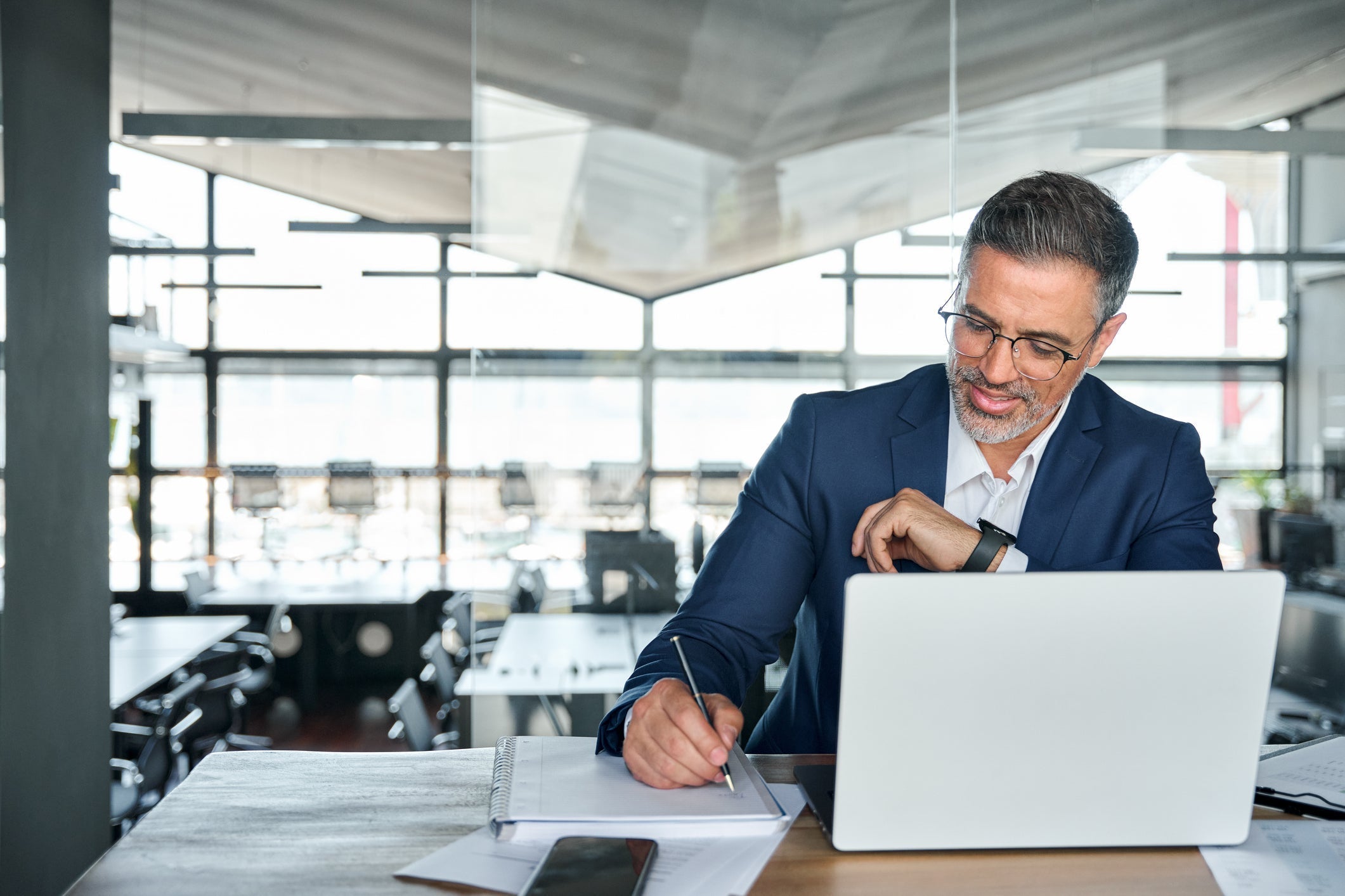 How Online CLE Can Boost Your Legal Career