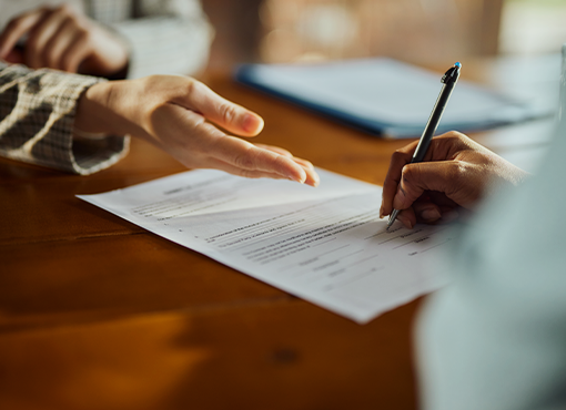 The Lawyer's Duty: Ethical Considerations in Settlement Decisions