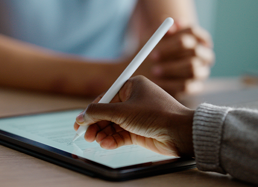 E-Signatures, Electronic Contracts, and Modern Document Management for Lawyers